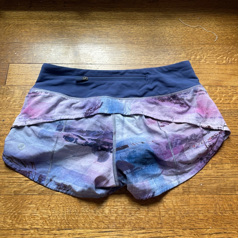 lulu lemon size 2 speed up shorts